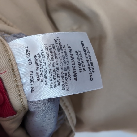 🍉 Khaki Cargo Shorts Snap Closure Size 18 Regular - Picture 4 of 7